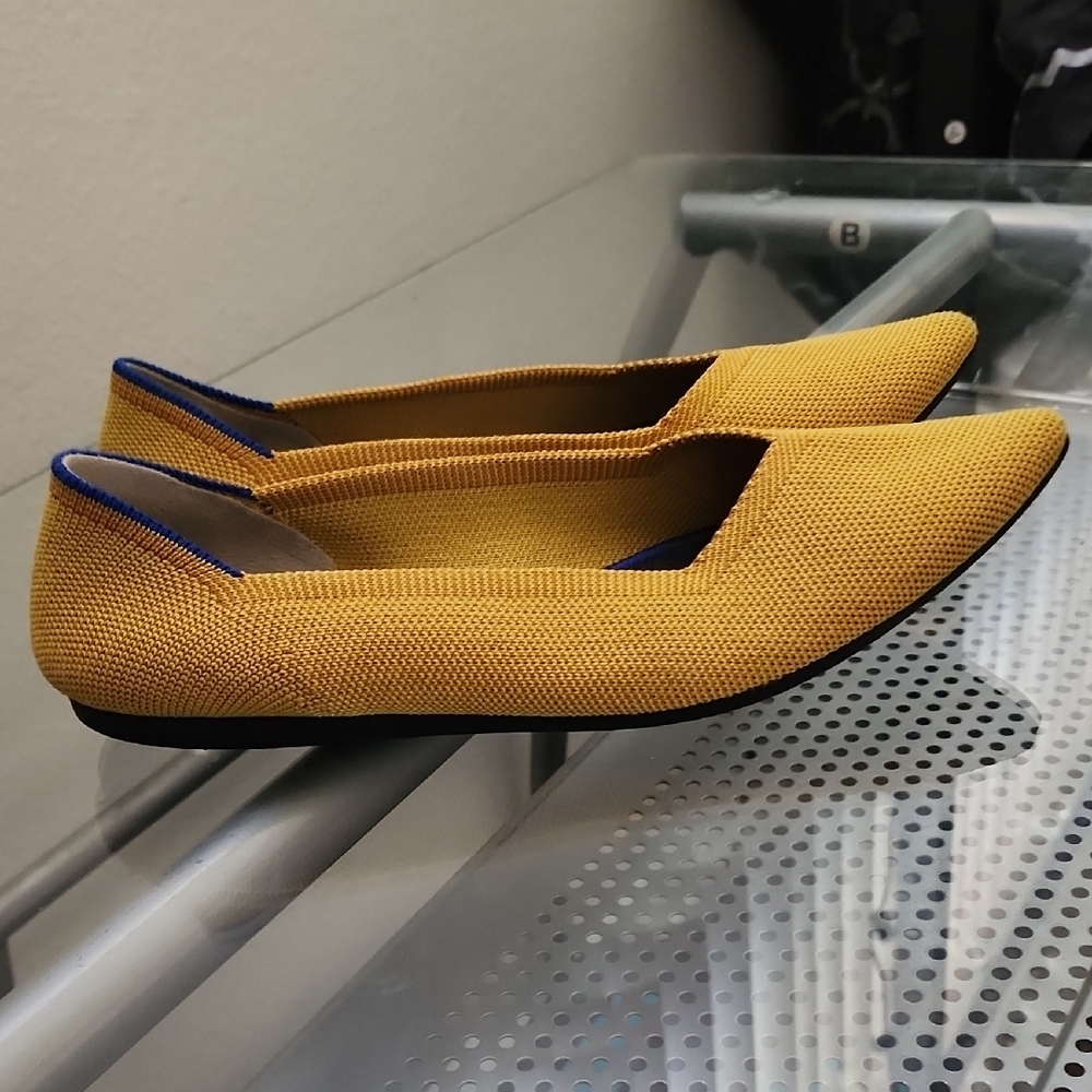 Rothy’s The Point flats in vibrant yellow knit — comfy, washable & eco-friendly - Picture 6 of 7